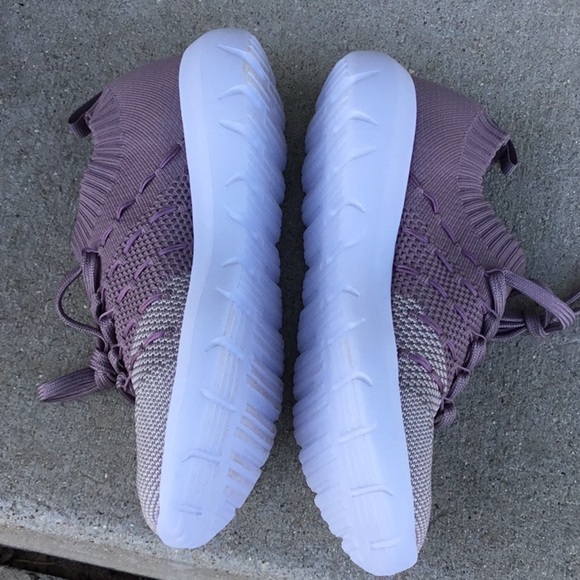 Evin Ter new sock slip on shoes. Lavender and white. Women’s size 5 - Picture 10 of 15